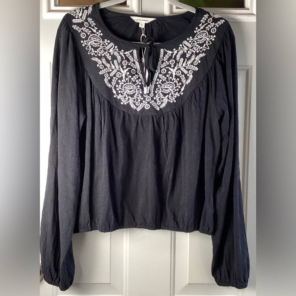 Lucky Brand Black Blouse with White Embroidery Contrast Embroidered Peasant Top